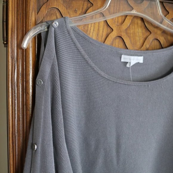 NY&C Cold Shoulder Button Sleeve Ribbed Sweater NWT - Gray, Size S - Picture 7 of 16